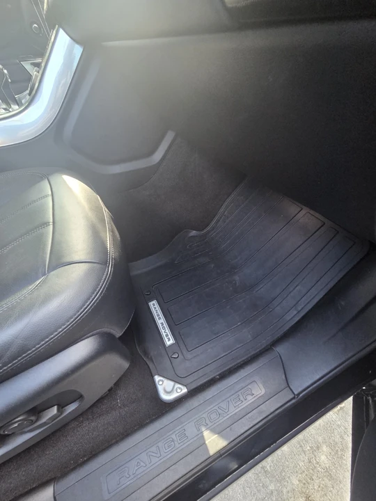 2019 Land Rover Range Rover Sport L494 - Image 18 of 24