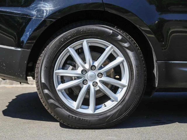 2019 Land Rover Range Rover Sport L494 - Image 12 of 31
