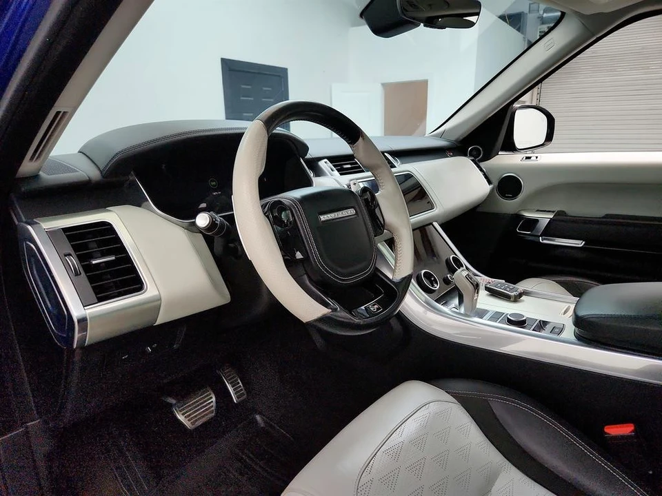 2019 Land Rover Range Rover Sport SVR L494 - Image 13 of 31