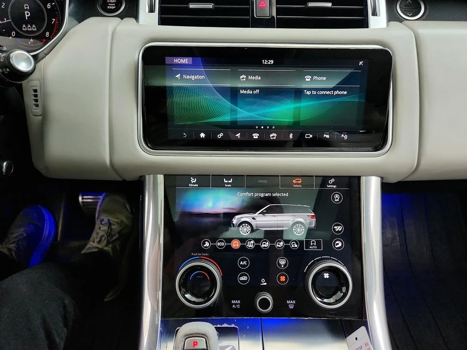2019 Land Rover Range Rover Sport SVR L494 - Image 21 of 31