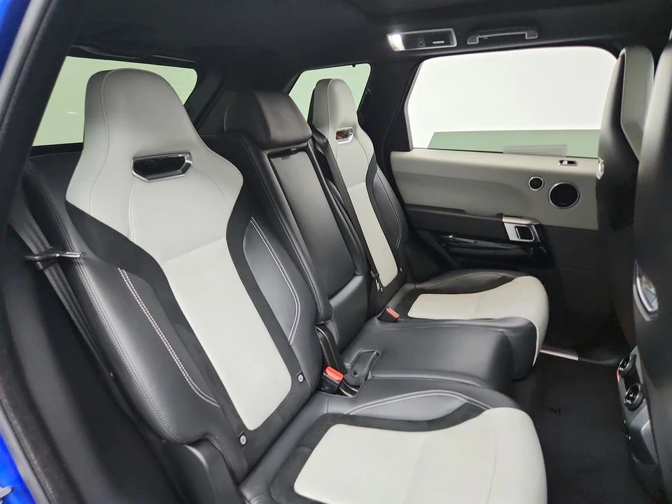 2019 Land Rover - Image 29 of 31