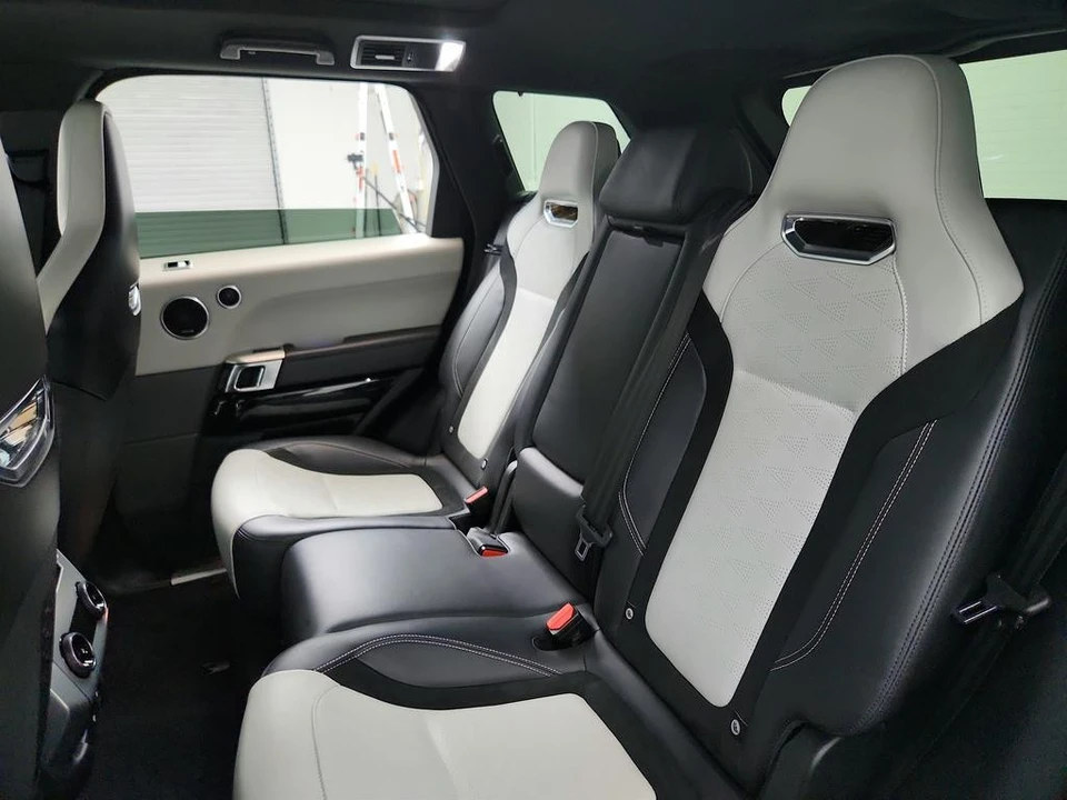 2019 Land Rover Range Rover Sport SVR L494 - Image 25 of 31