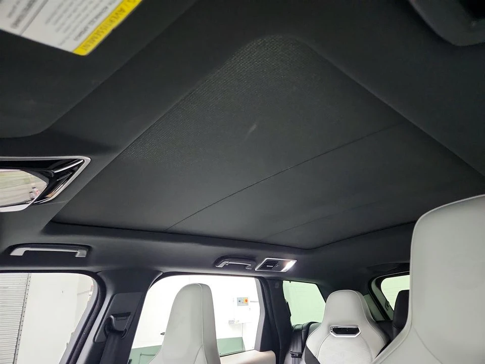 2019 Land Rover - Image 15 of 31