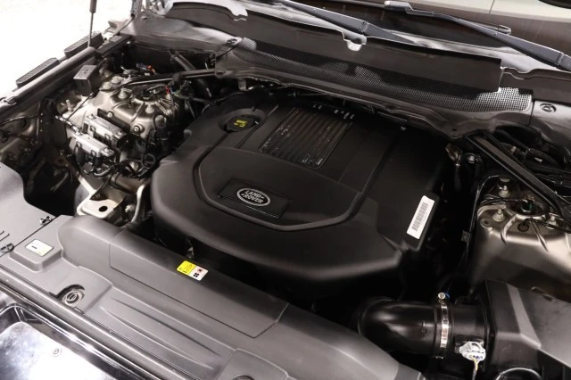 2019 Land Rover Range Rover Sport L494 - Image 18 of 24