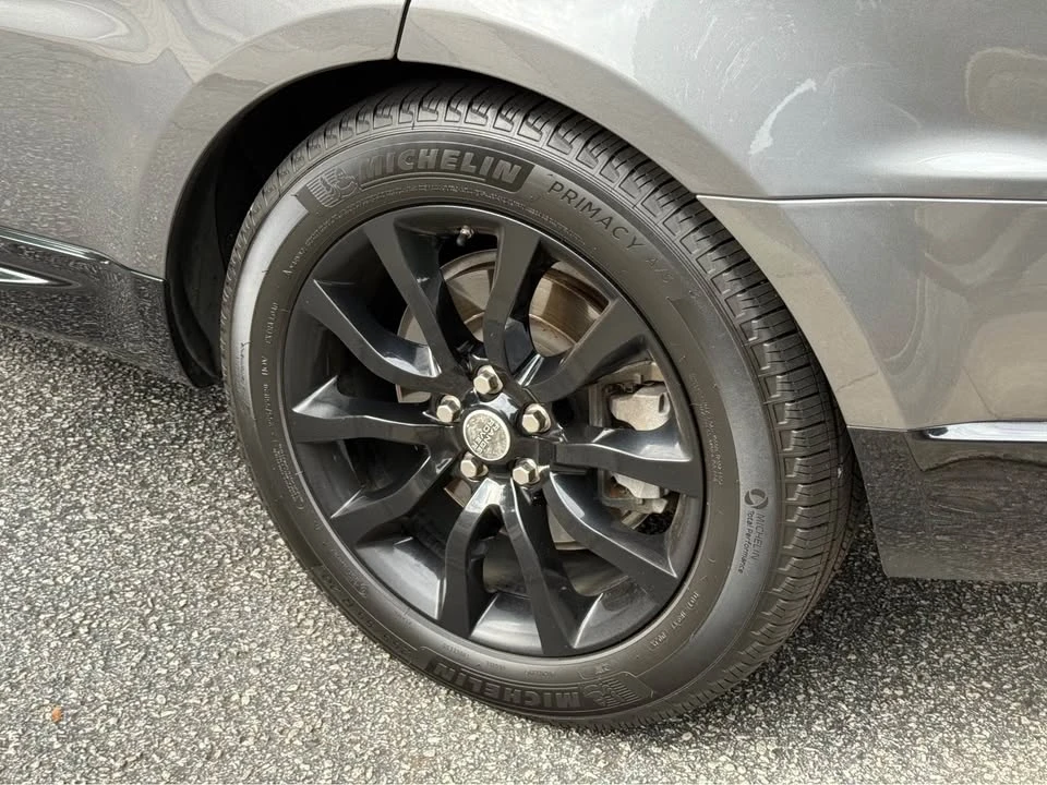 2019 Land Rover Range Rover L405 - Image 5 of 17