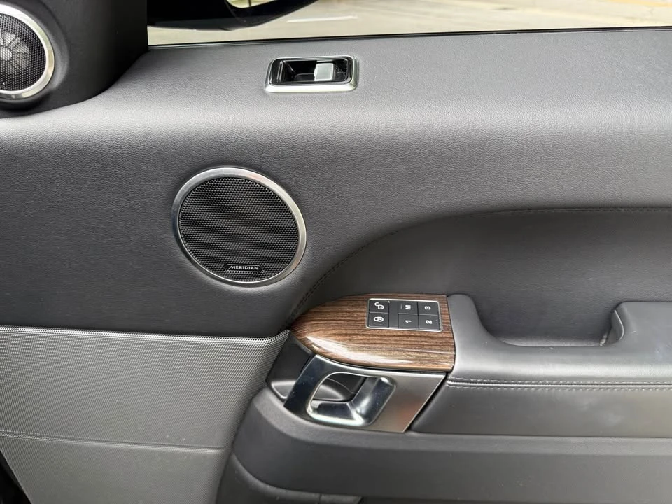 2019 Land Rover Range Rover L405 - Image 13 of 17