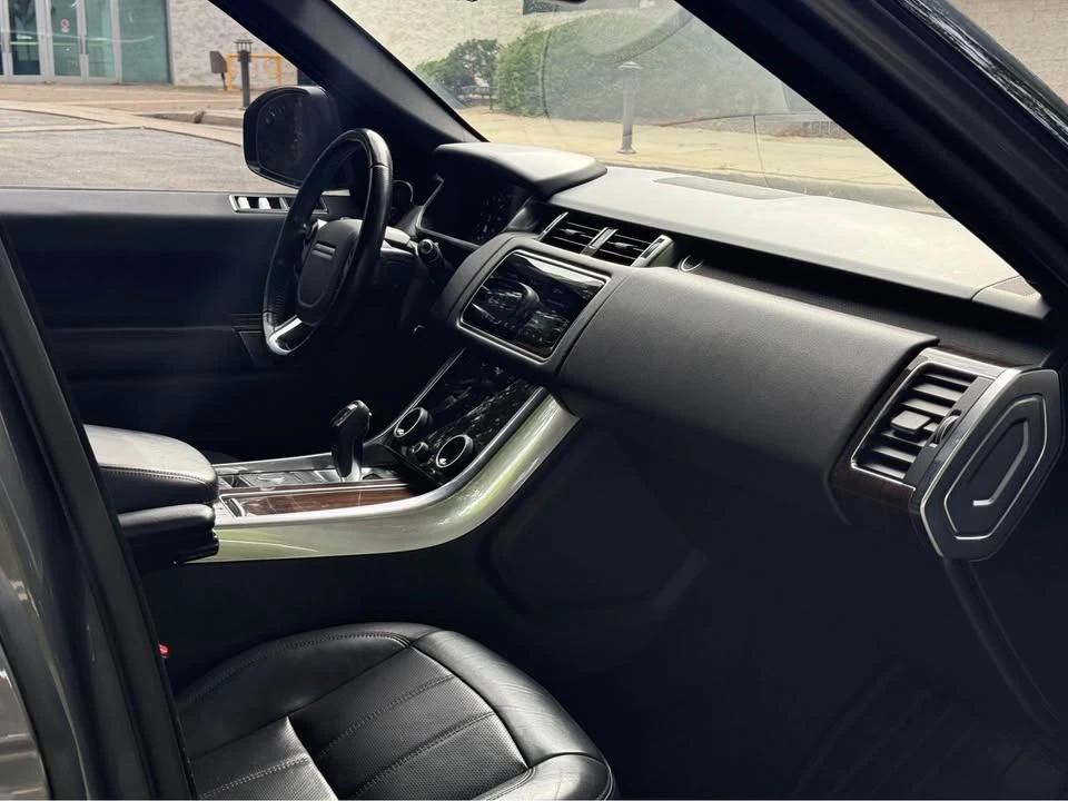 2019 Land Rover Range Rover L405 - Image 12 of 17