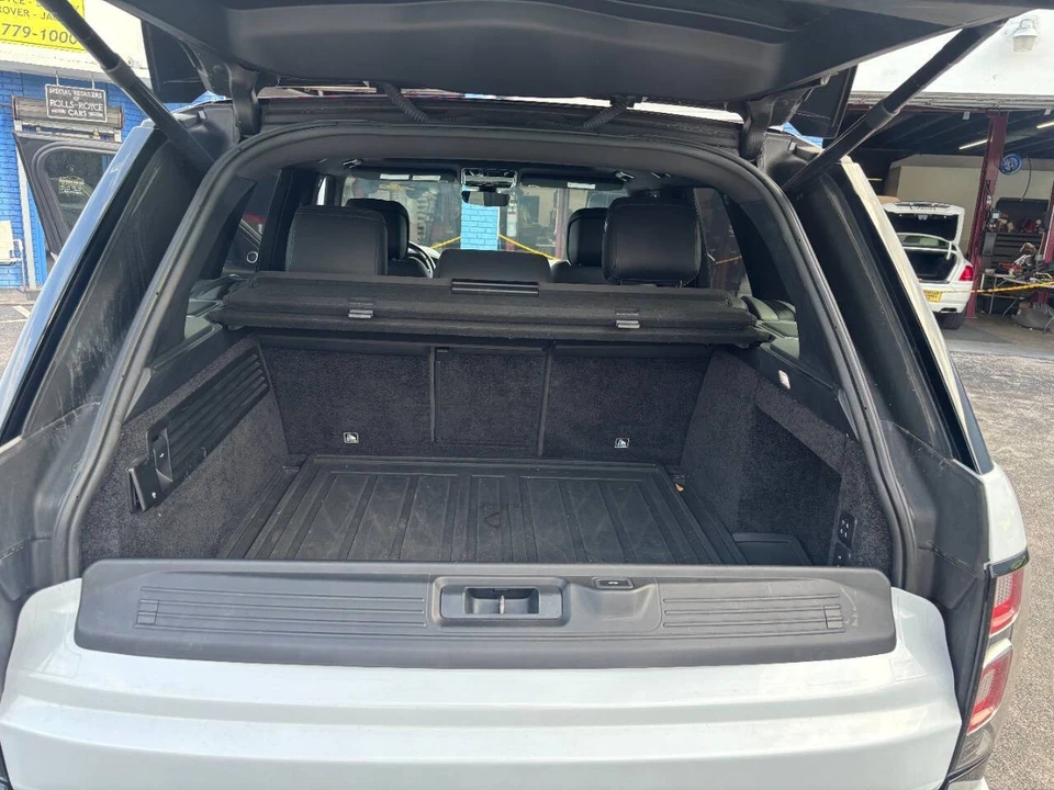 2019 Land Rover Range Rover L405 - Image 10 of 17