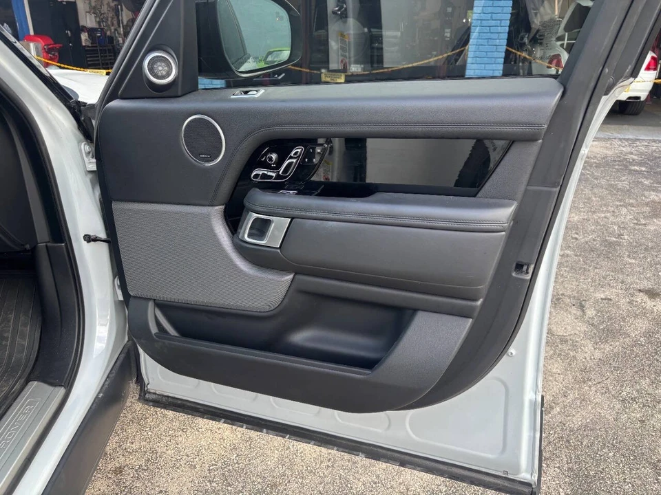 2019 Land Rover Range Rover L405 - Image 13 of 17