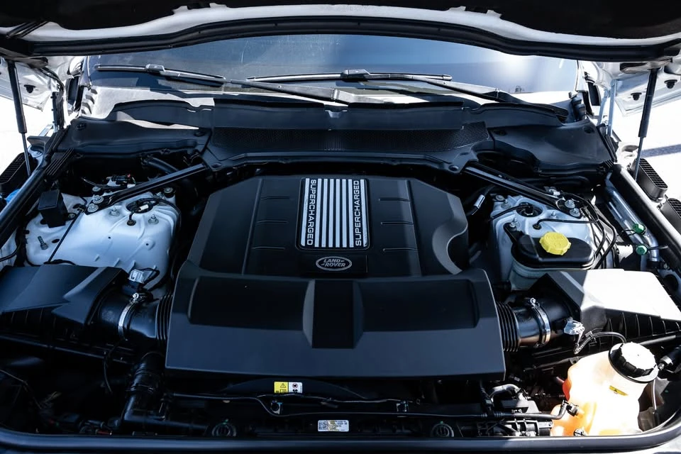 2019 Land Rover Range Rover L405 - Image 14 of 20