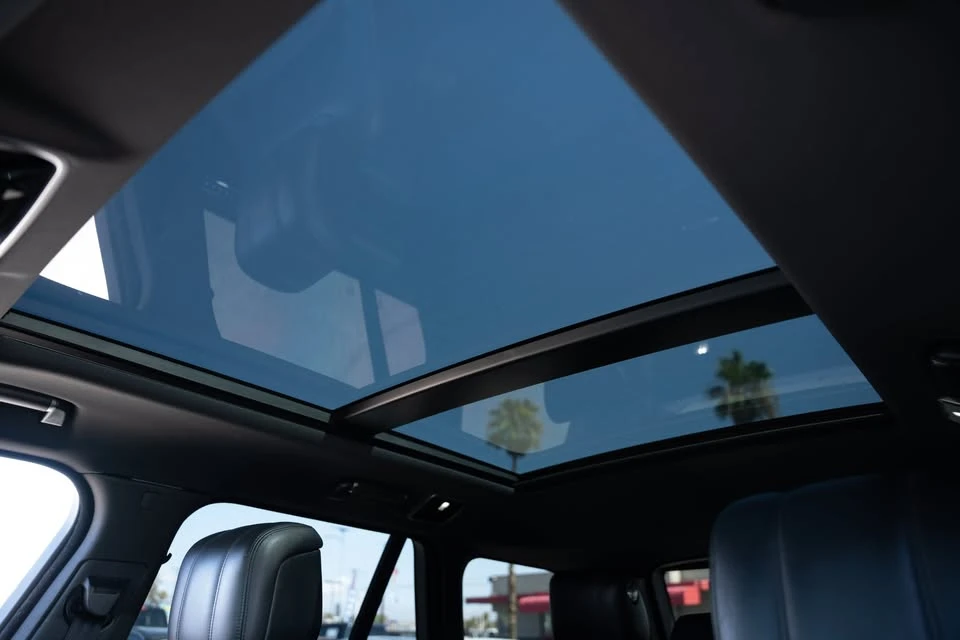2019 Land Rover Range Rover L405 - Image 16 of 20