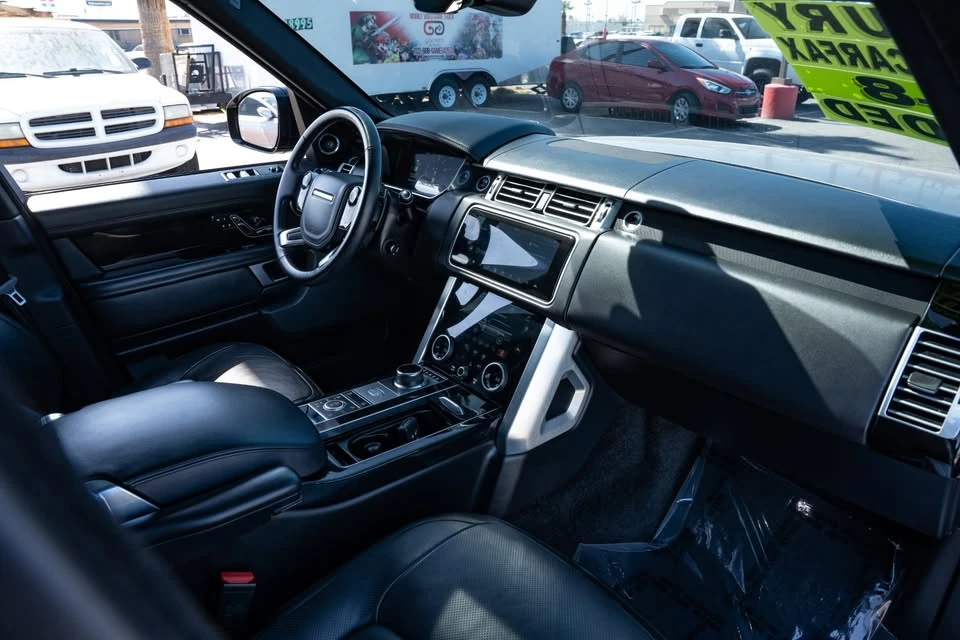 2019 Land Rover Range Rover L405 - Image 12 of 20
