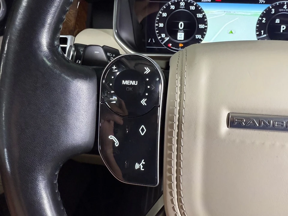 2019 Land Rover Range Rover L405 - Image 17 of 21