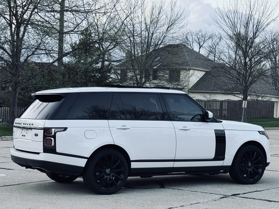 2019 Land Rover Range Rover L405 - Image 16 of 31