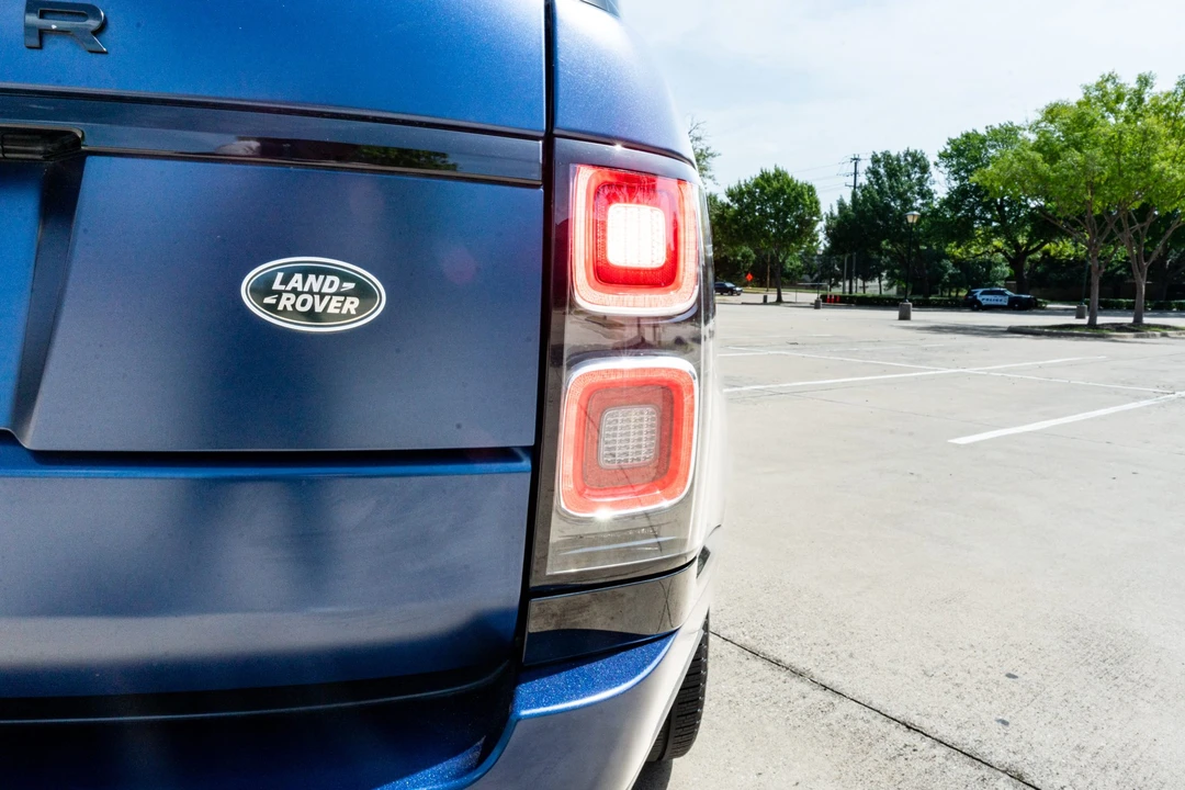 2019 Land Rover Range Rover L405 - Image 17 of 31