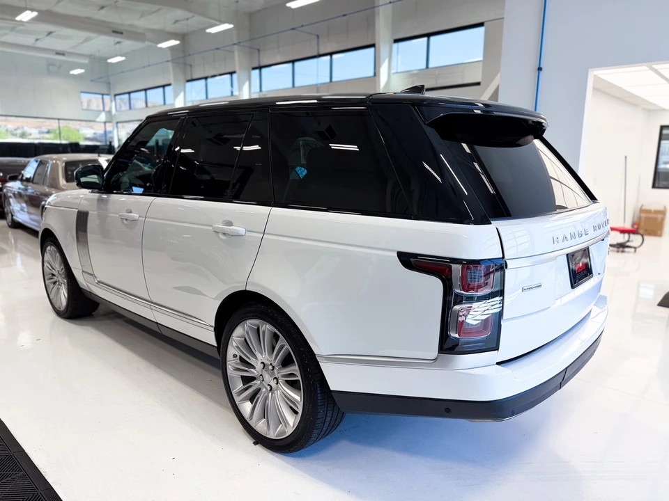 2019 Land Rover Range Rover L405 - Image 16 of 21