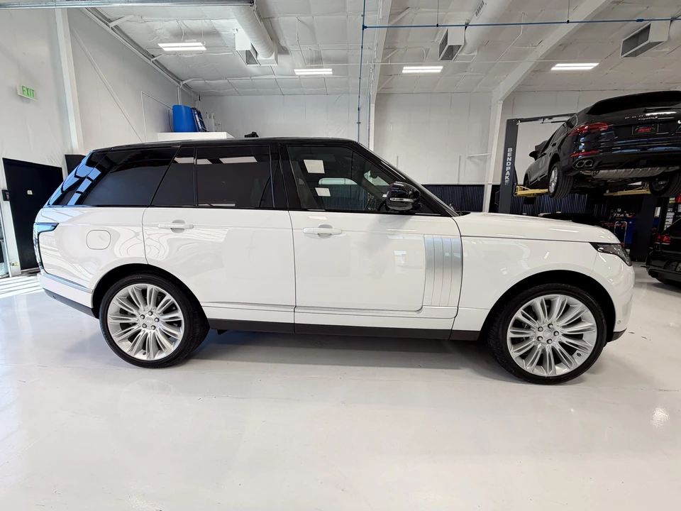 2019 Land Rover Range Rover L405 - Image 19 of 21