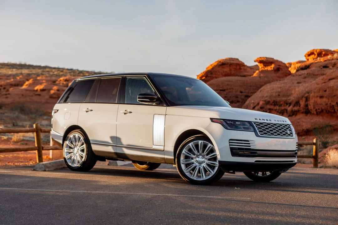 2019 Land Rover Range Rover L405 - Image 10 of 21