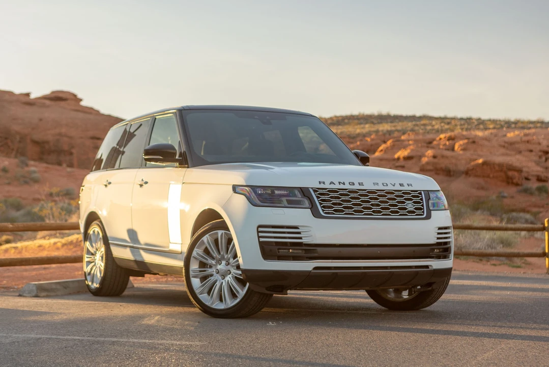 2019 Land Rover Range Rover L405 - Image 11 of 21