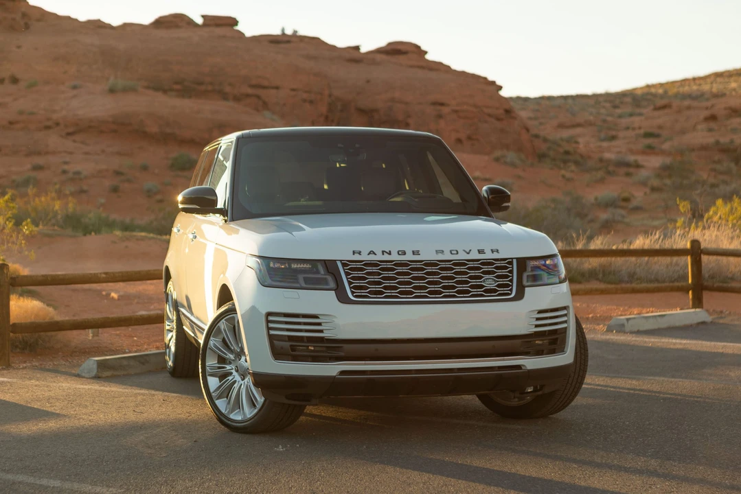2019 Land Rover Range Rover L405 - Image 12 of 21