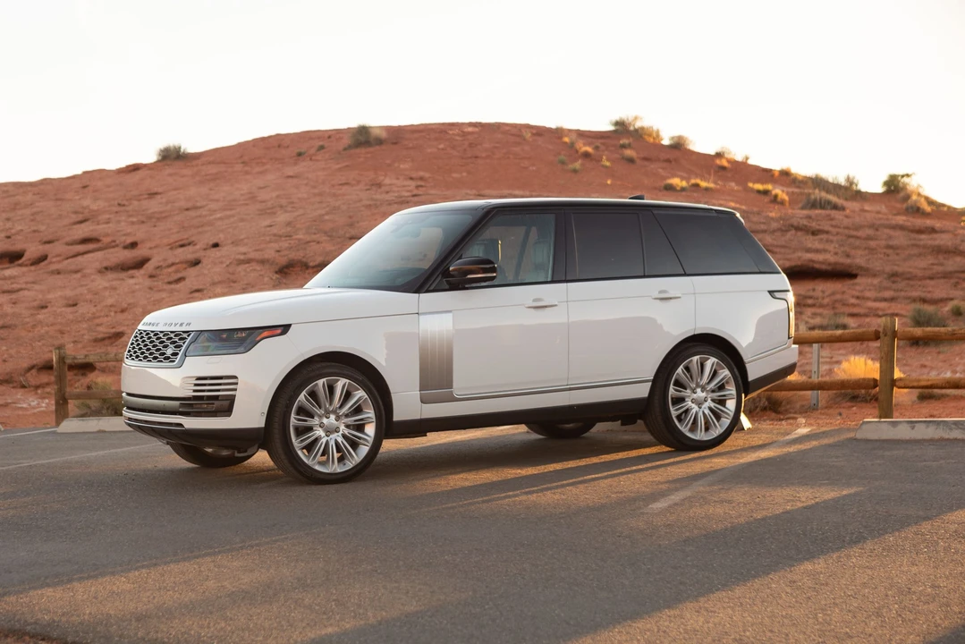 2019 Land Rover Range Rover L405 - Image 3 of 21
