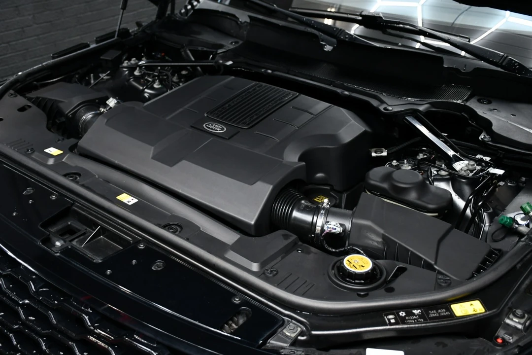 2019 Land Rover Range Rover L405 - Image 14 of 21