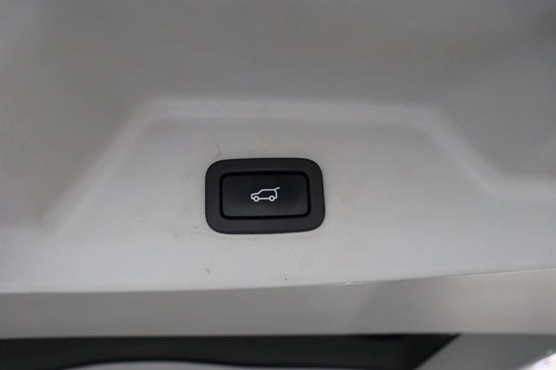 2019 Land Rover Range Rover L405 - Image 28 of 30