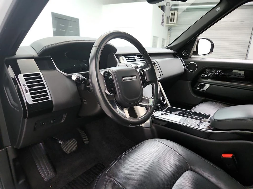 2019 Land Rover Range Rover L405 - Image 13 of 31
