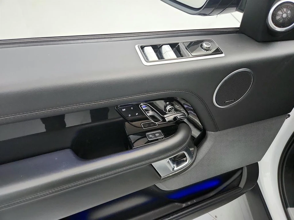 2019 Land Rover Range Rover L405 - Image 23 of 31