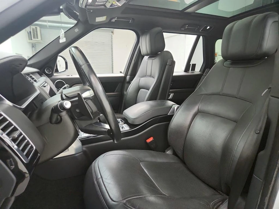 2019 Land Rover Range Rover L405 - Image 14 of 31