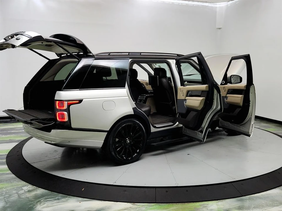 2019 Land Rover Range Rover L405 - Image 11 of 12