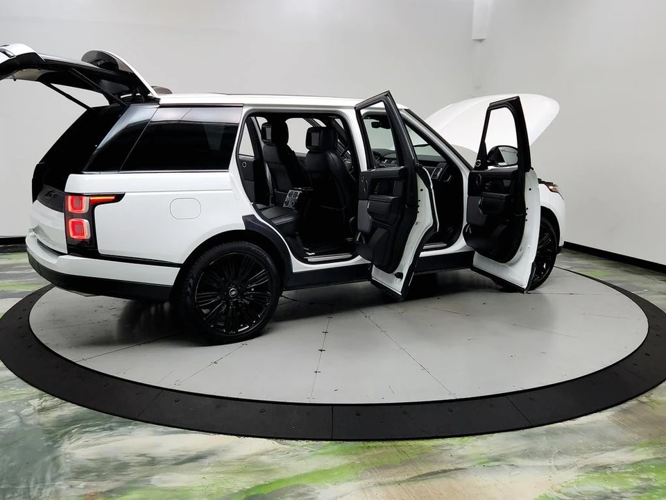 2019 Land Rover Range Rover L405 - Image 11 of 31