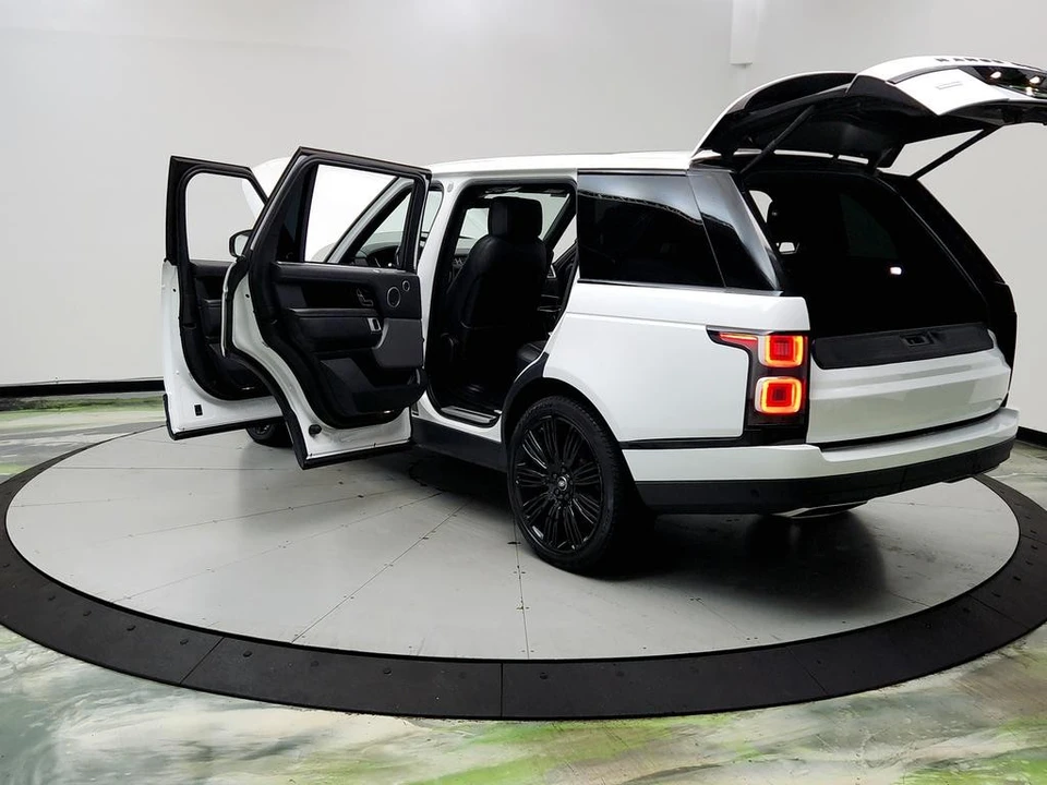 2019 Land Rover Range Rover L405 - Image 12 of 31