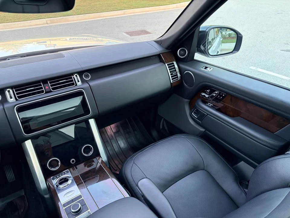 2019 Land Rover Range Rover L405 - Image 17 of 20