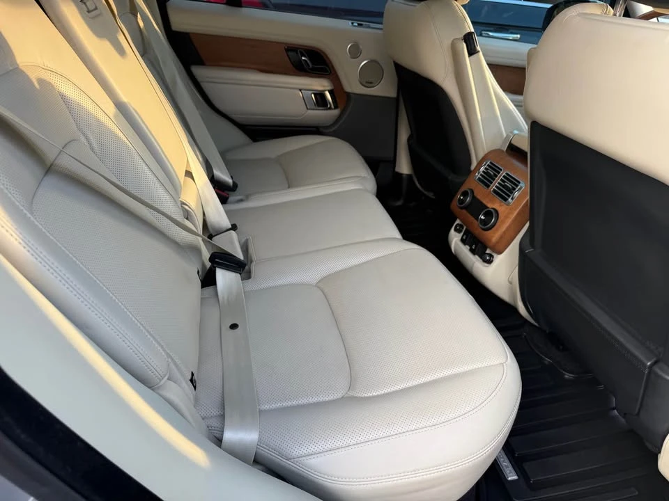 2019 Land Rover Range Rover L405 - Image 9 of 14
