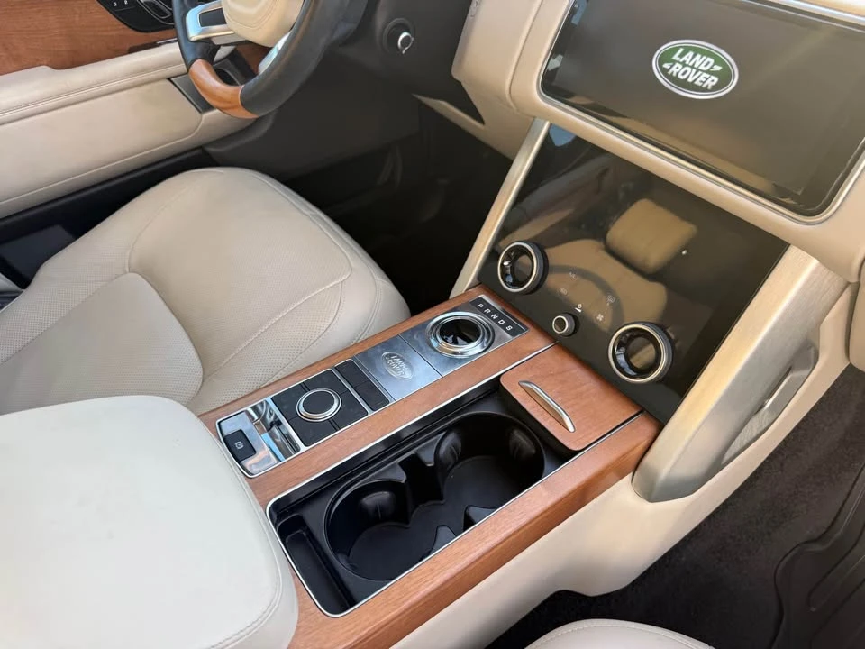 2019 Land Rover Range Rover L405 - Image 8 of 14