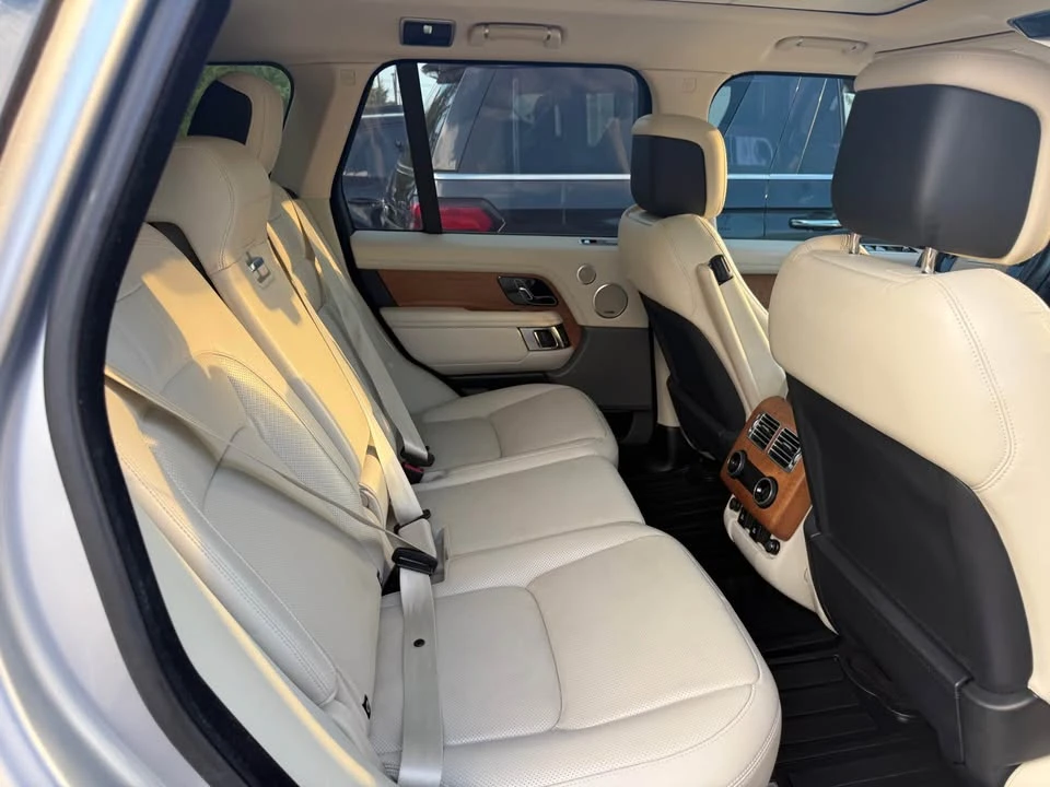 2019 Land Rover Range Rover L405 - Image 11 of 14