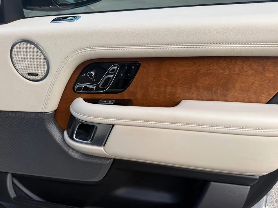 2019 Land Rover Range Rover L405 - Image 12 of 14
