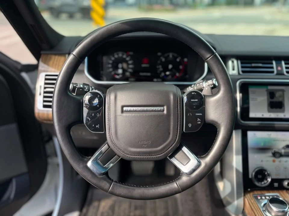 2019 Land Rover Range Rover L405 - Image 14 of 20