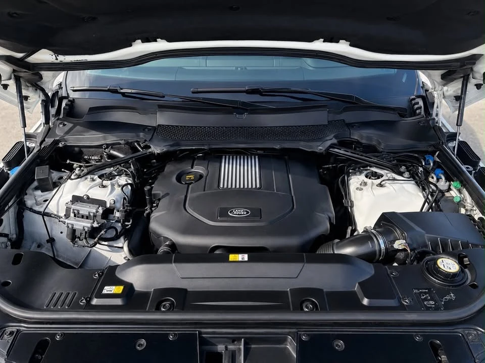 2019 Land Rover Range Rover L405 - Image 10 of 20