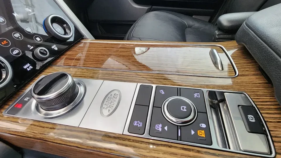 2019 Land Rover Range Rover L405 - Image 16 of 20