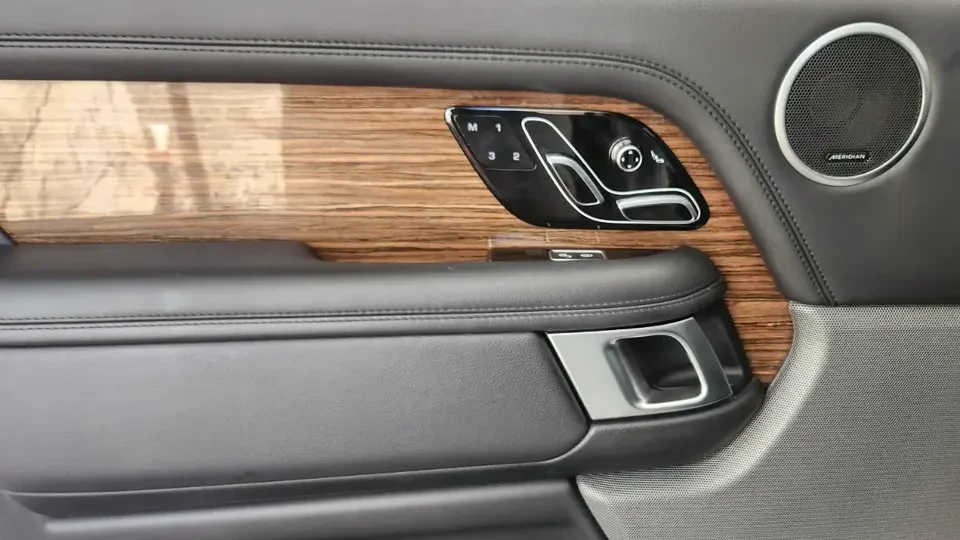 2019 Land Rover Range Rover L405 - Image 12 of 20