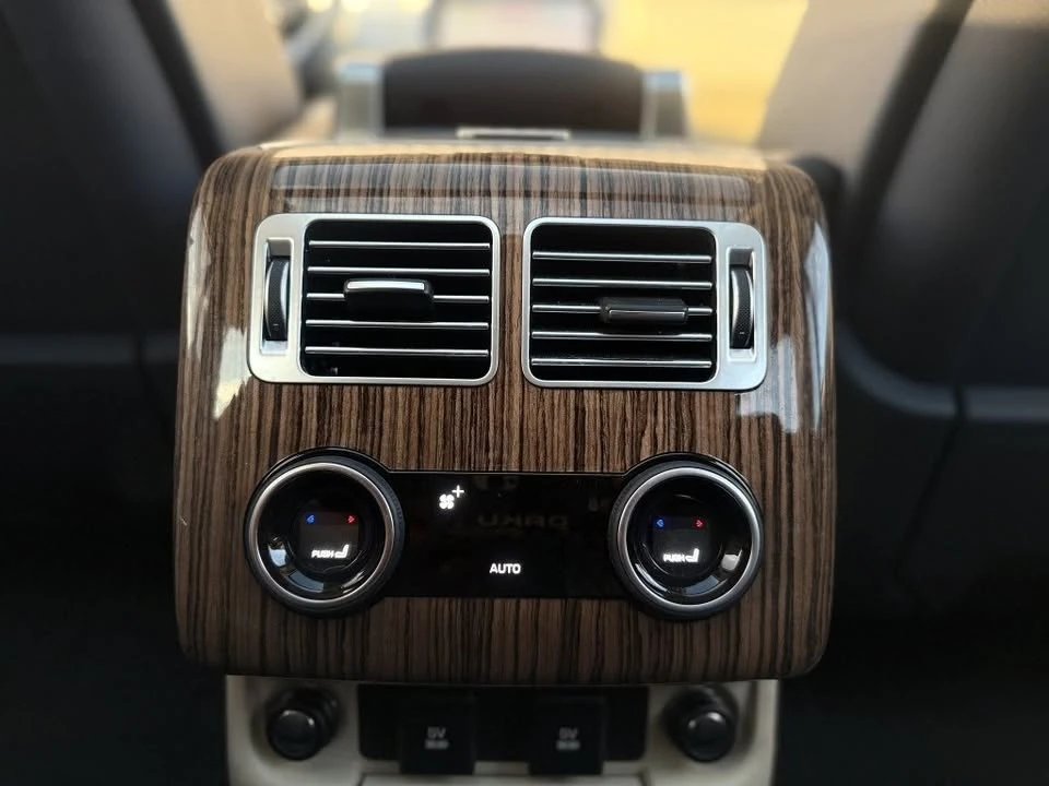 2019 Land Rover Range Rover L405 - Image 16 of 19