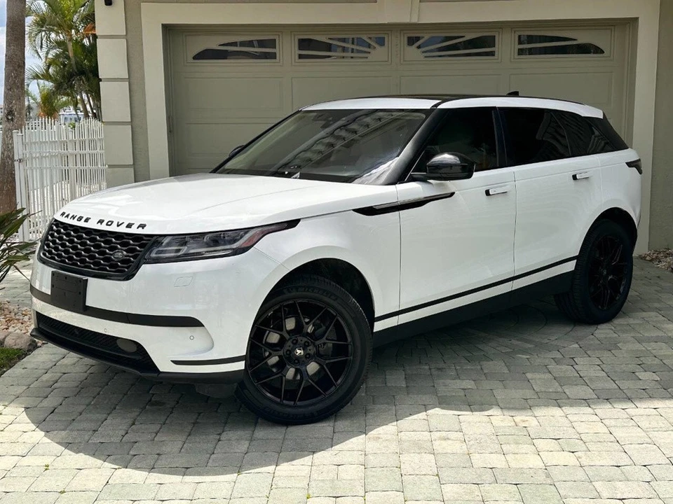 2019 Land Rover Range Rover Velar - Image 4 of 24