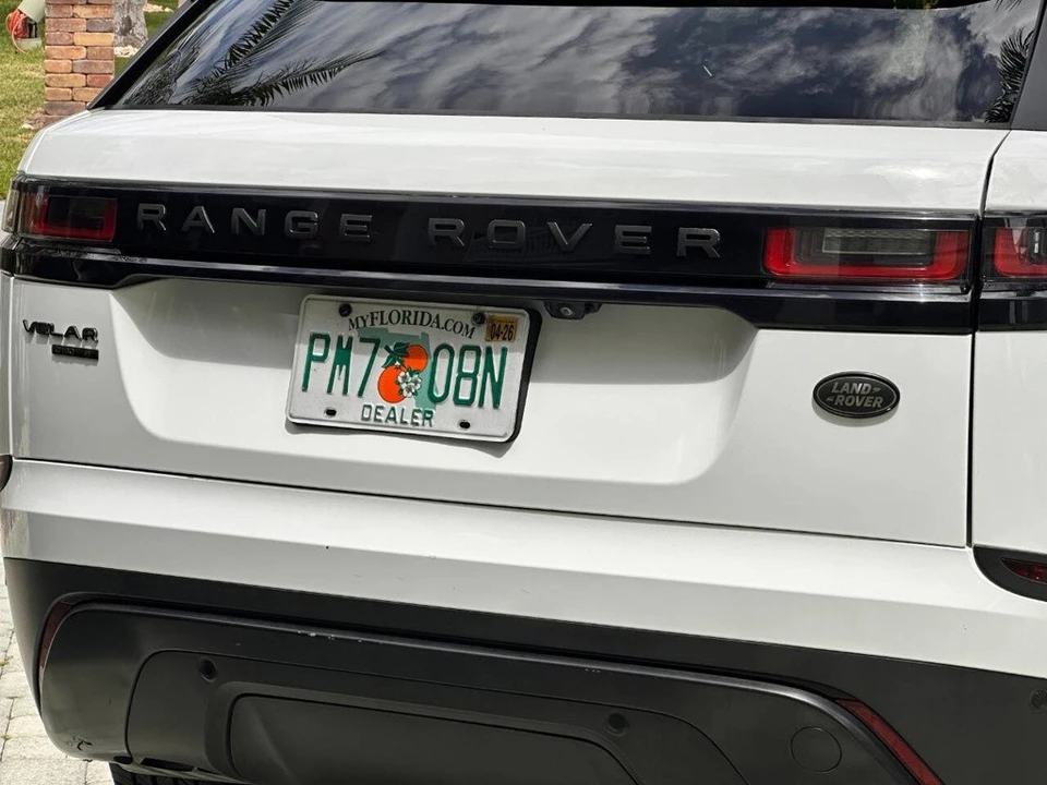 2019 Land Rover Range Rover Velar - Image 7 of 24