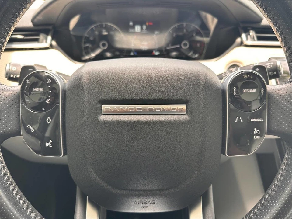 2019 Land Rover Range Rover Velar - Image 17 of 24
