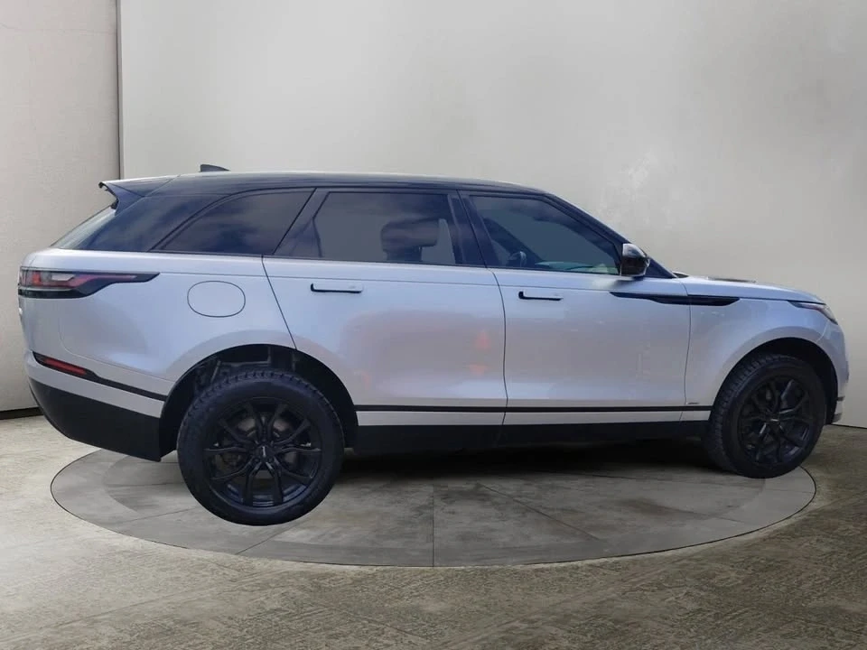 2019 Land Rover Range Rover Velar - Image 5 of 17