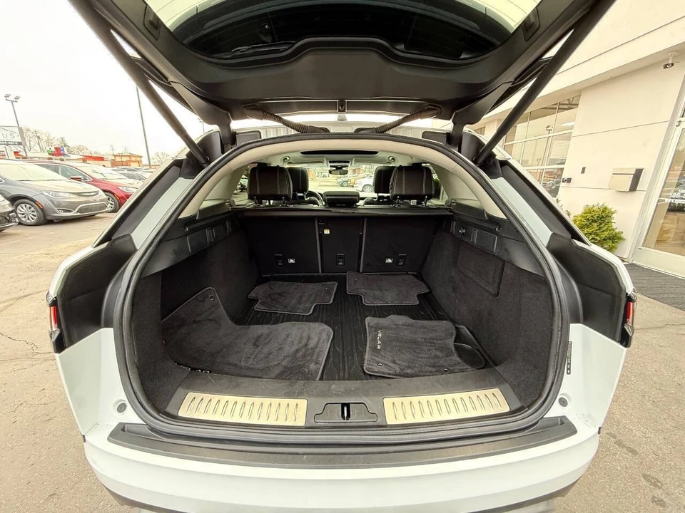 2019 Land Rover Range Rover Velar - Image 12 of 21