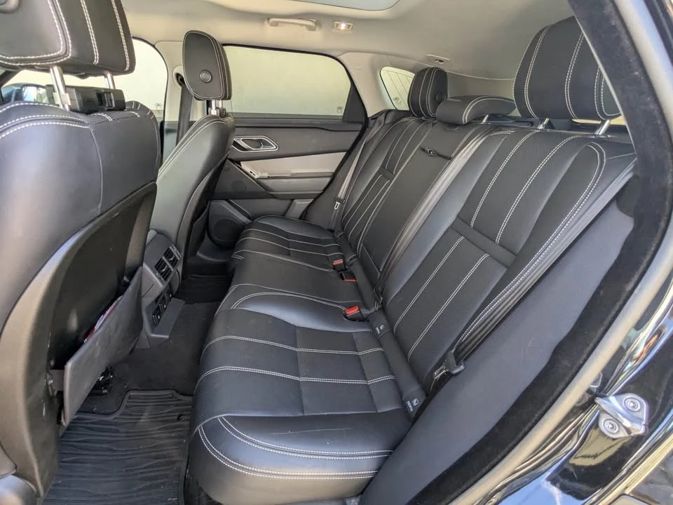 2019 Land Rover Range Rover Velar - Image 10 of 17