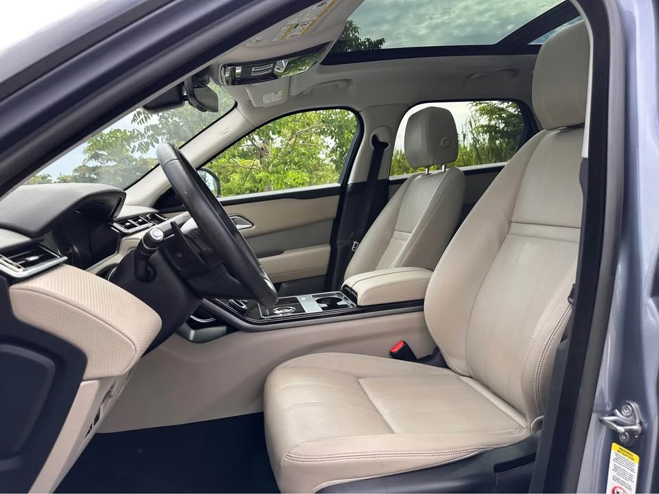 2019 Land Rover Range Rover Velar - Image 12 of 17